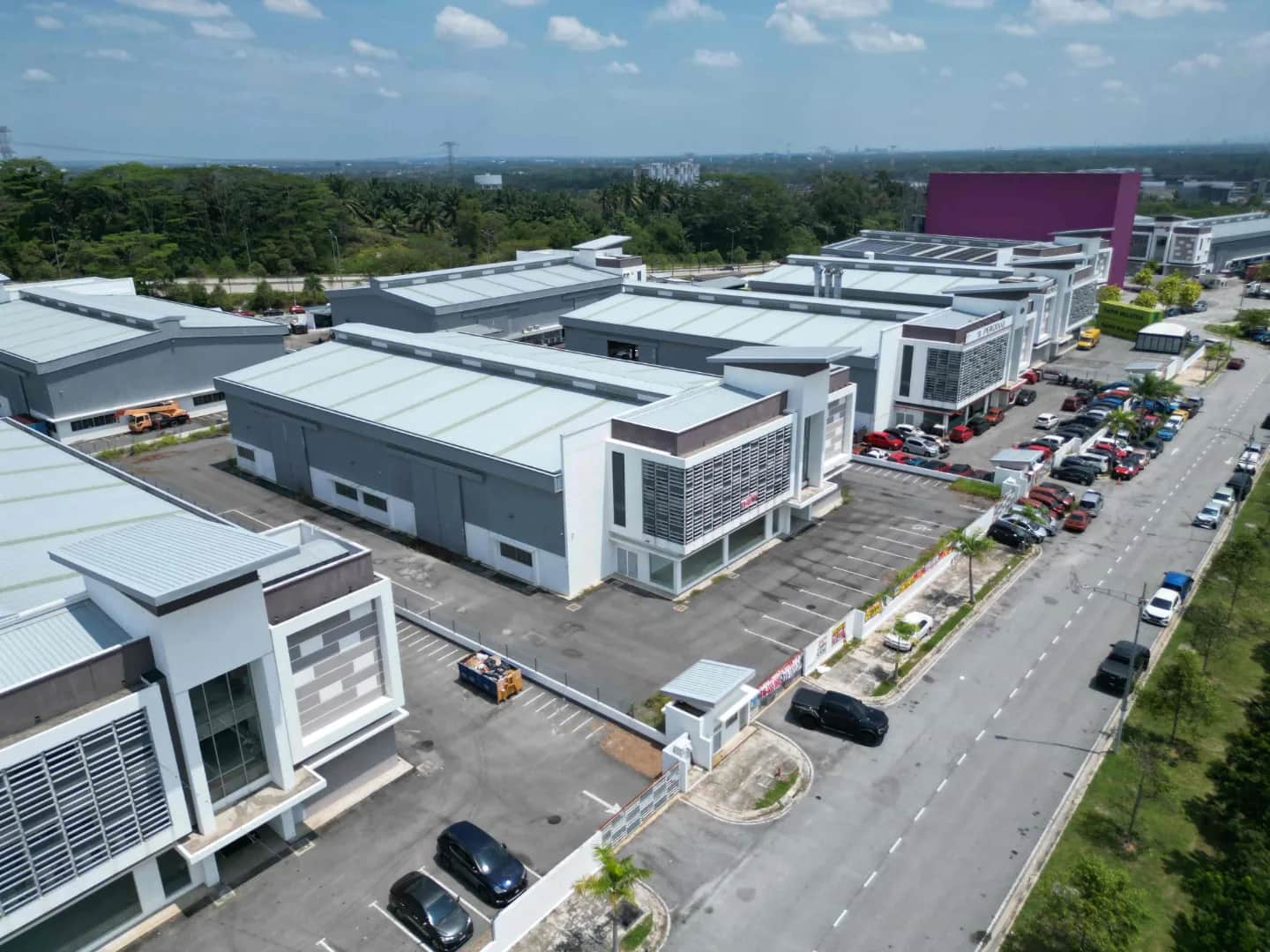 Detached Factory for Rent at Cipta Serenia Industrial Park 3