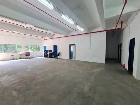 Detached Warehouse with Multi Loading Bays at Port Klang, North Port 3