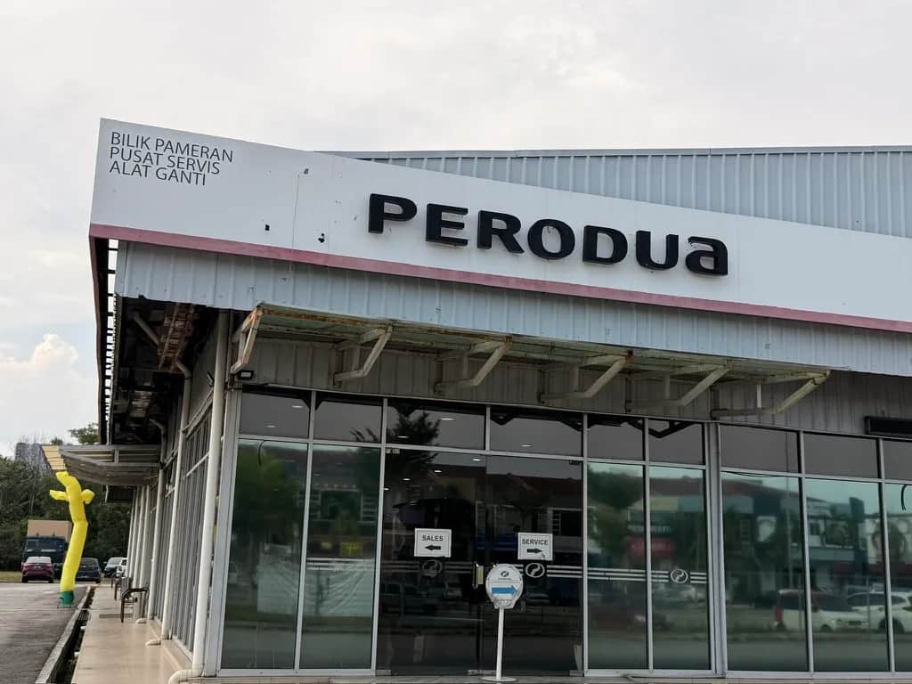 Car Showroom & Service Centre for Rent in Kota Warisan, Sepang 5