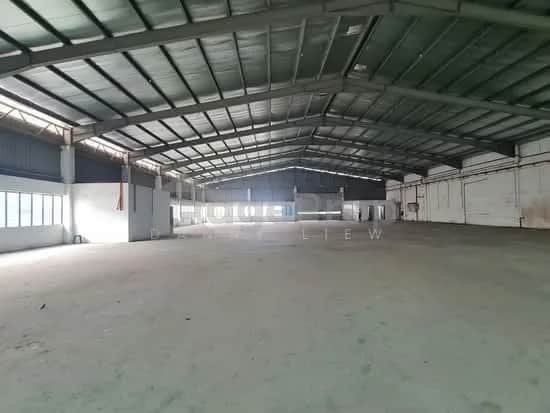 1000amp Detached Factory facing Main Road Puchong Utama, LDP 3