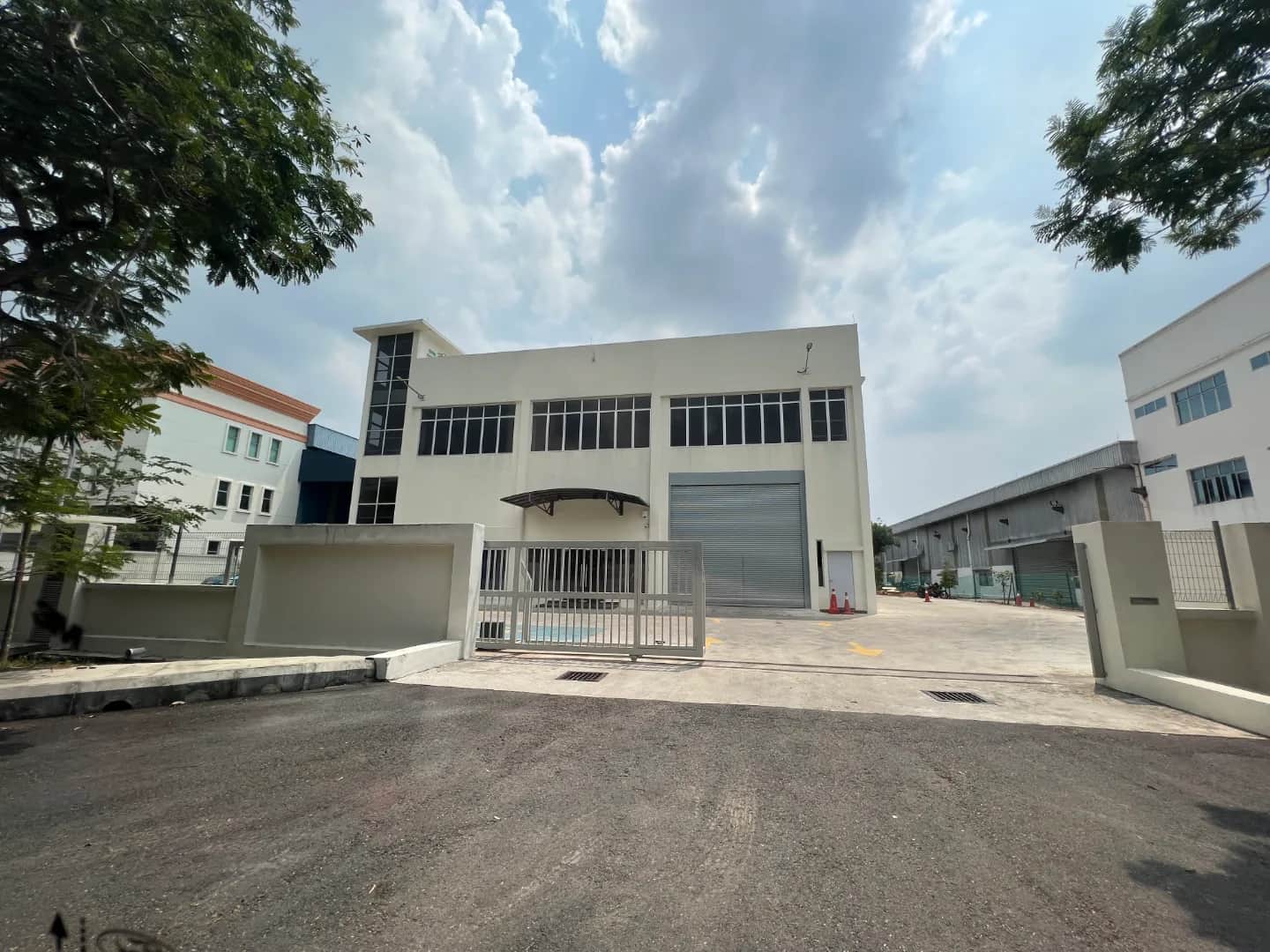Warehouse for Rent in Shah Alam (Kota Kemuning, Freehold, Dock Leveller) - 6