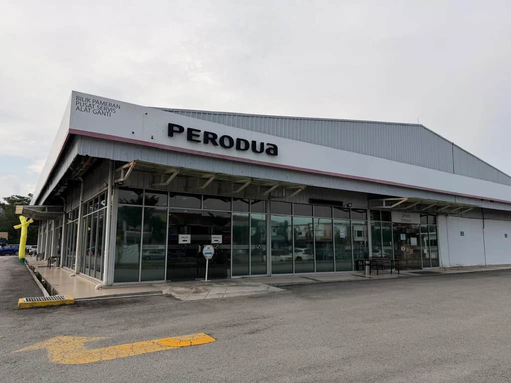 Car Showroom & Service Centre for Rent in Kota Warisan, Sepang 2