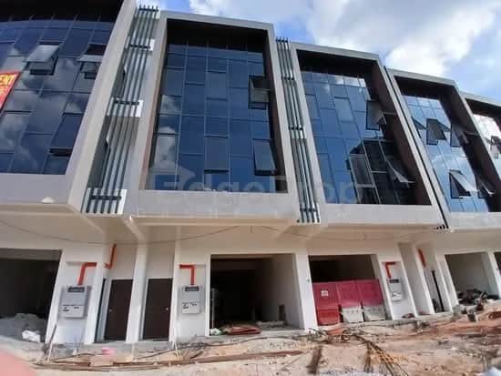 Corner Shop For Sale  Facing Main Road facing Subang jaya, SS15, SS16, SS17  2