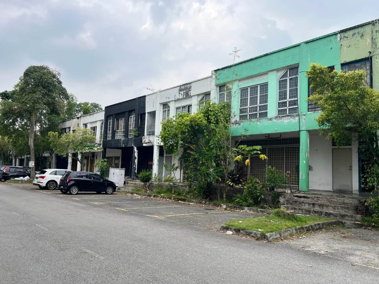 Warehouse for Rent in Shah Alam (Kota Kemuning, Freehold, Dock Leveller) - 4