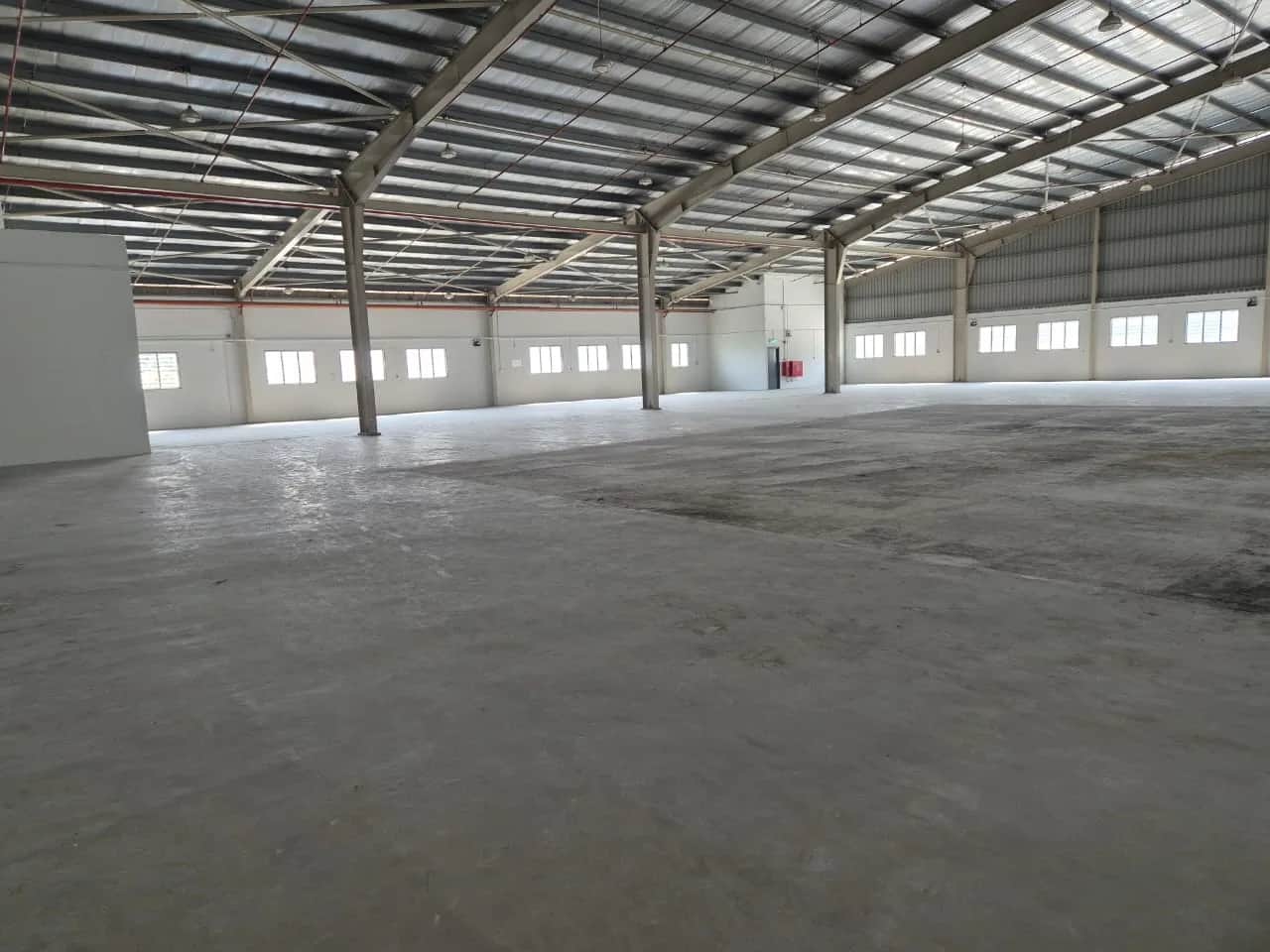 MASSIVE WAREHOUSE FOR RENT @ USJ 1, SUBANG JAYA 4