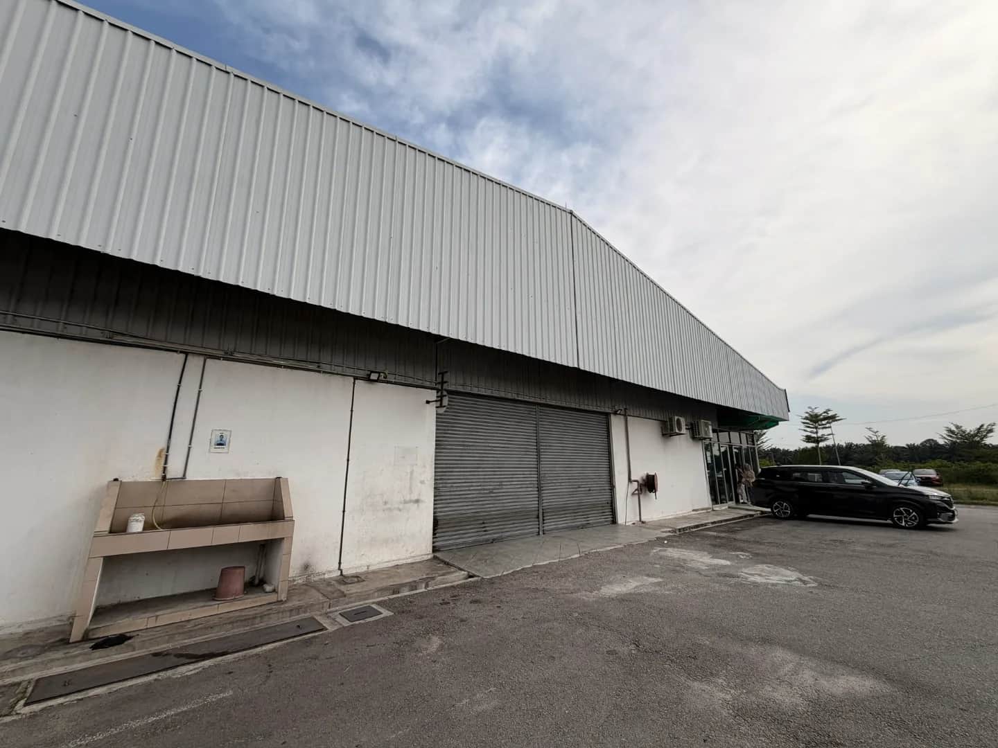 Car Showroom & Service Centre for Rent in Kota Warisan, Sepang 16