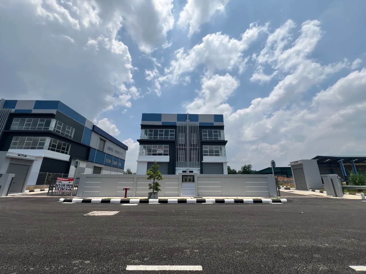 New 2.5-Storey Semi-Detached Factory at Balakong Jaya 8