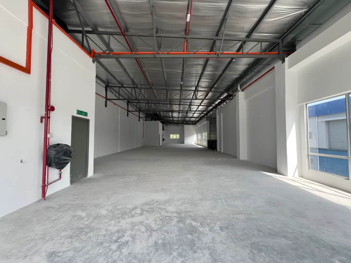 2.5-Storey Semi-Detached Factory at Balakong Jaya For Sale 3