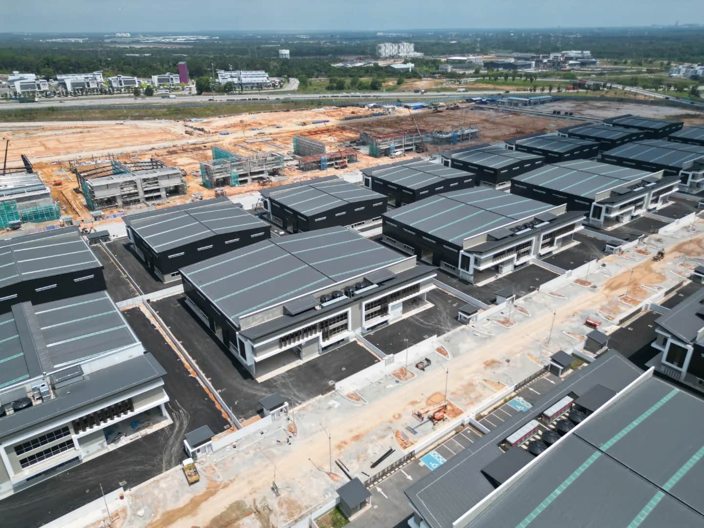Brand New Semi-Detached Factory for Rent Near KLIA, Sepang – Suitable for Medical and Pharmaceutical Use 9