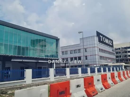 Car Showroom at Sungai Besi near Chan Sow Lin 1