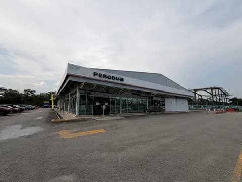 Car Showroom & Service Centre for Rent in Kota Warisan, Sepang 1