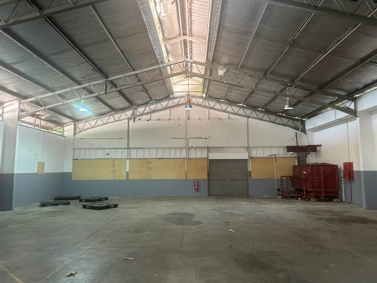 Semi-Detached Warehouse for Sale in Petaling Jaya (Seksyen 51A, Showroom Potential, SS2 Catchment) 11