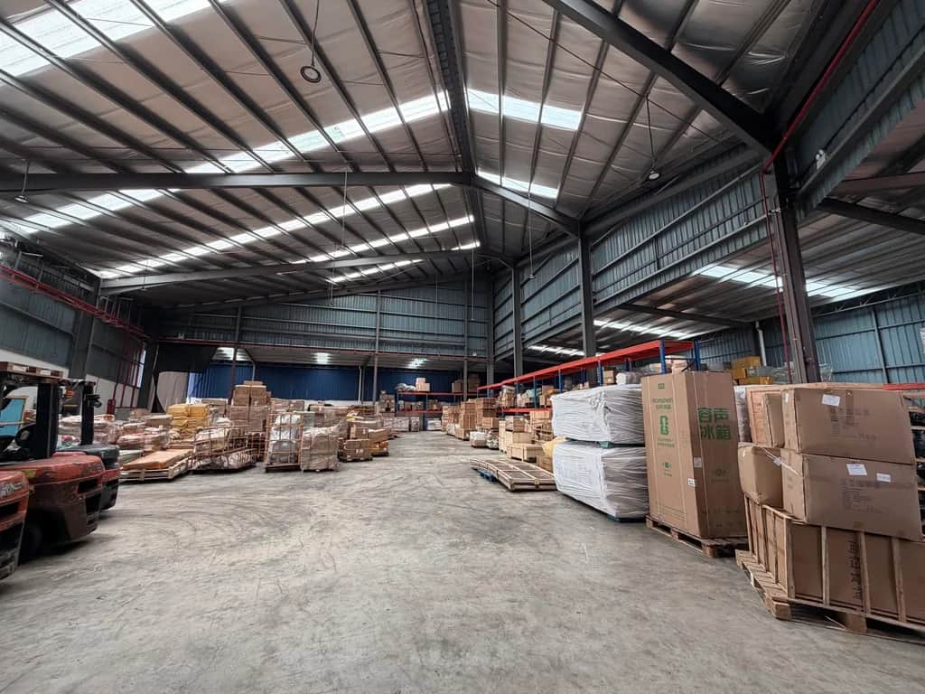Detached Factory for Sale in Puchong (Newly Built, 11,000sqft , Near LDP) 4