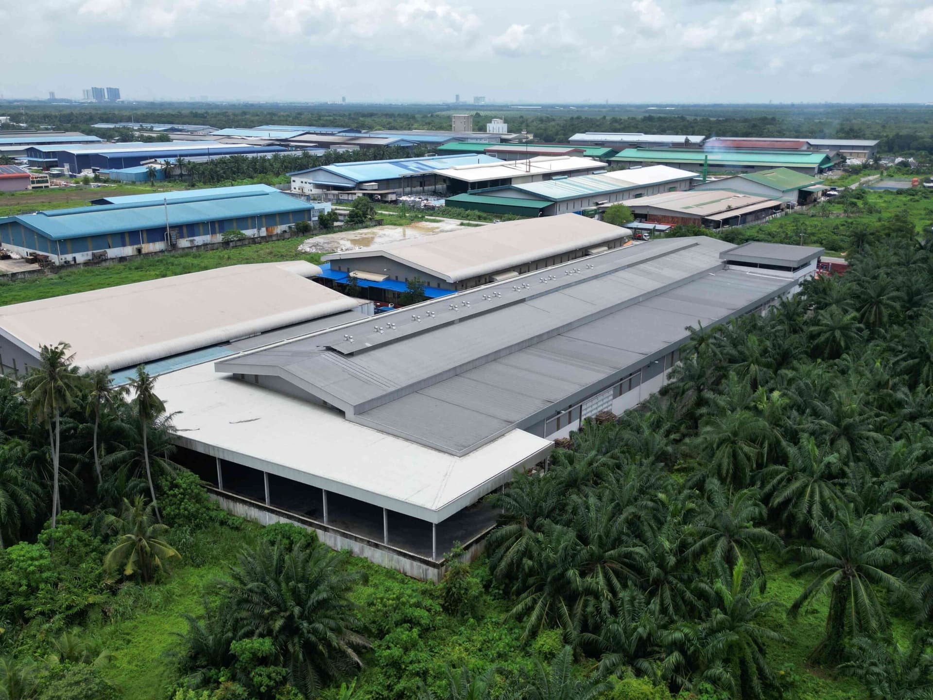Warehouse for Rent in Telok Gong, Klang (93,084 sqft, Racking Ready) - 2