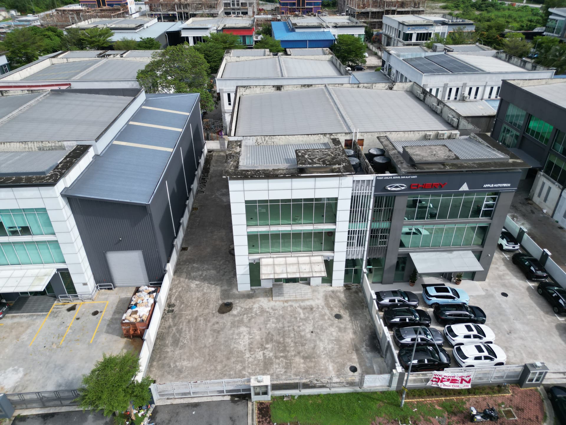 Car Showroom for Rent in Semenyih (Bangi), Selangor - 2