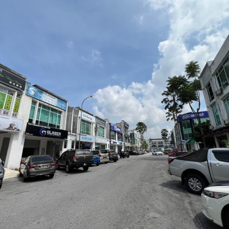 Corner Lot Workshop for Rent in Taman Equine, Seri Kembangan - 3