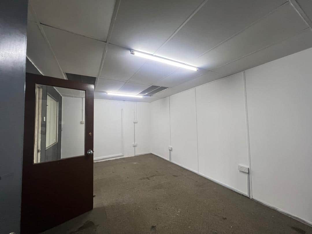 1.5 Storey Link Terrace Factory for Sale in Balakong, Selangor 7