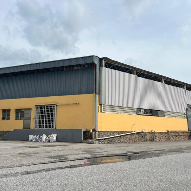 Terrace Factory for Sale in Taman Perindustrian Selesa Jaya, Balakong - 3