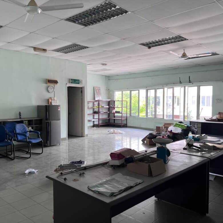 Terrace Factory for Sale in Taman Perindustrian Selesa Jaya, Balakong - 6
