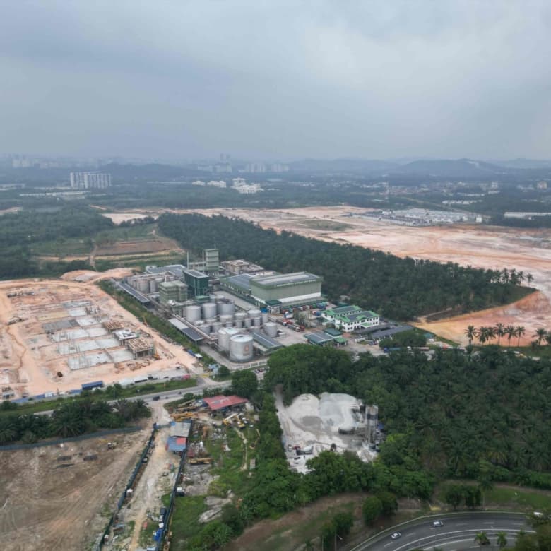 Semi-D Factory for Sale in Dengkil, Tiara Industrial Park 3 - 6