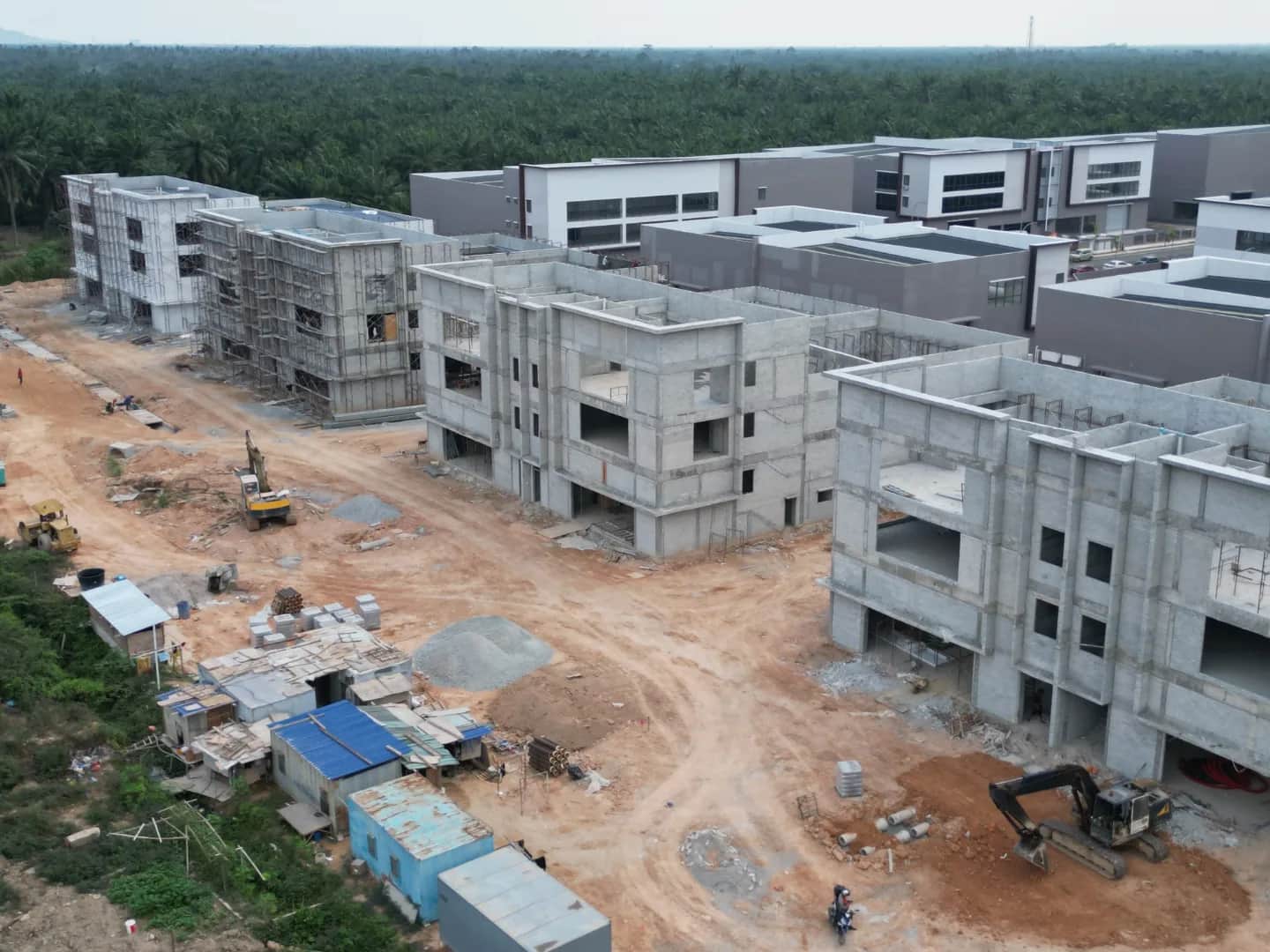 Semi-Detached Factory for Sale in Klang (Freehold, 27.5ft Ceiling, Gated, New Launch) 10