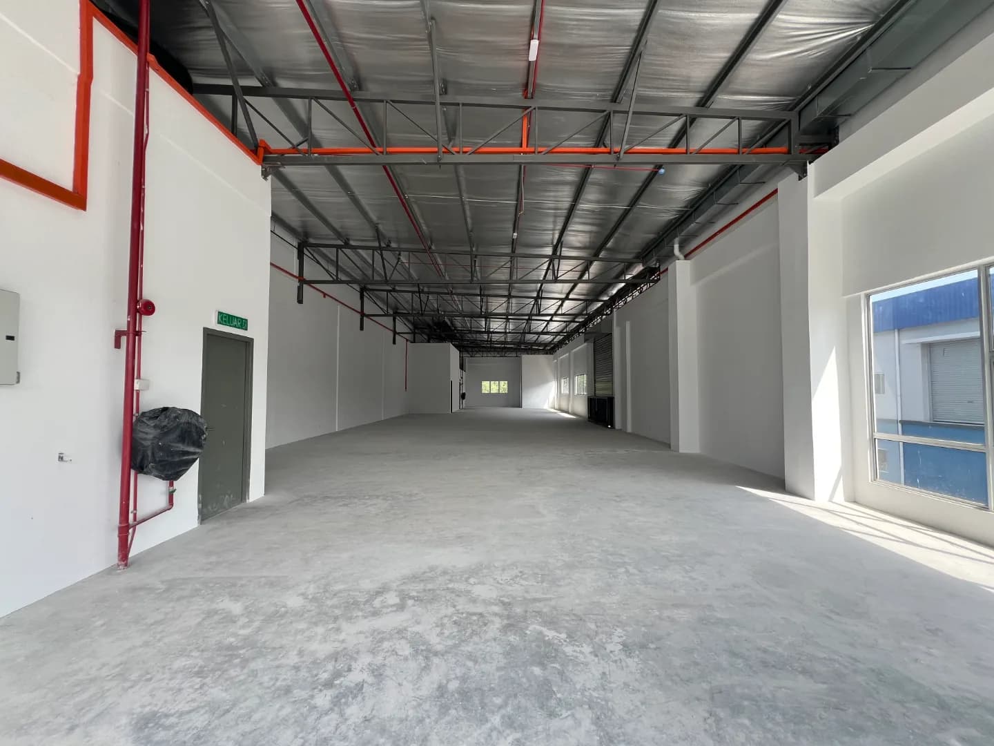 New 2.5-Storey Semi-Detached Factory at Balakong Jaya - 4