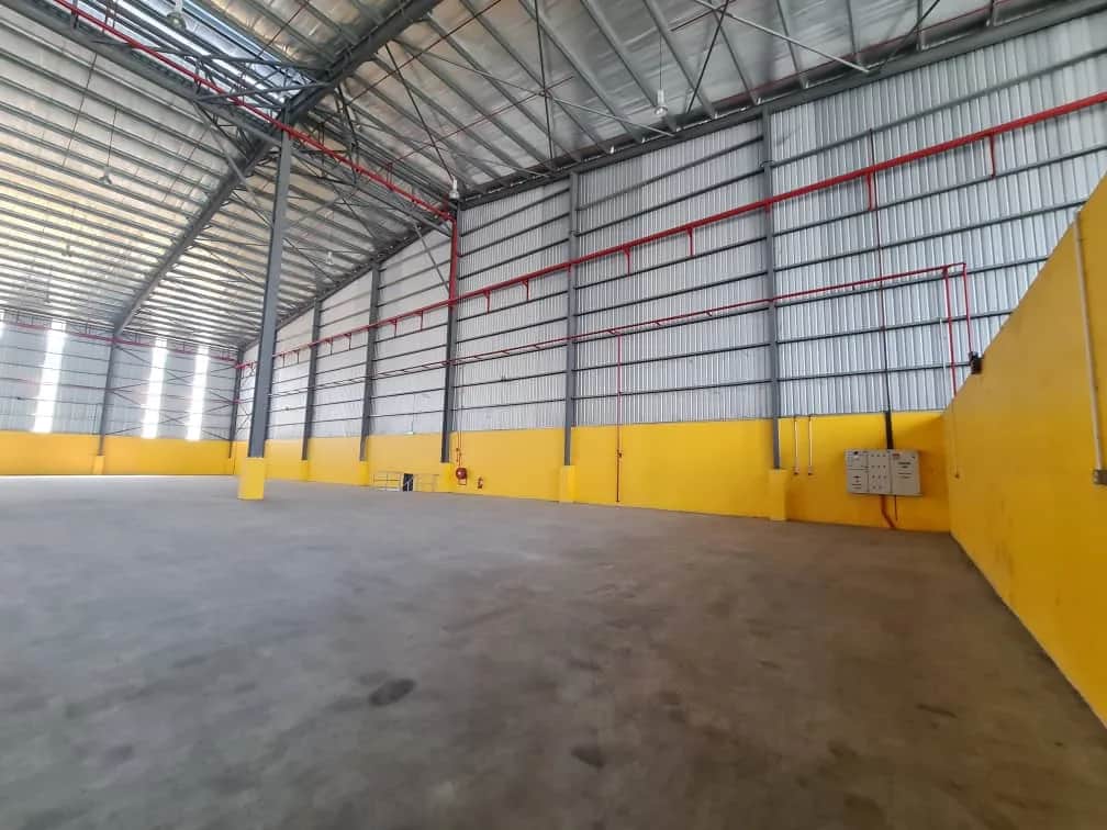 BIG WAREHOUSE FOR RENT @ JALA SUNGAI CHANDONG 21/KS11 4