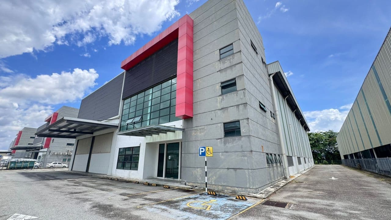 Detached Factory for Sale @ Taman Perindustrian Putra - 3