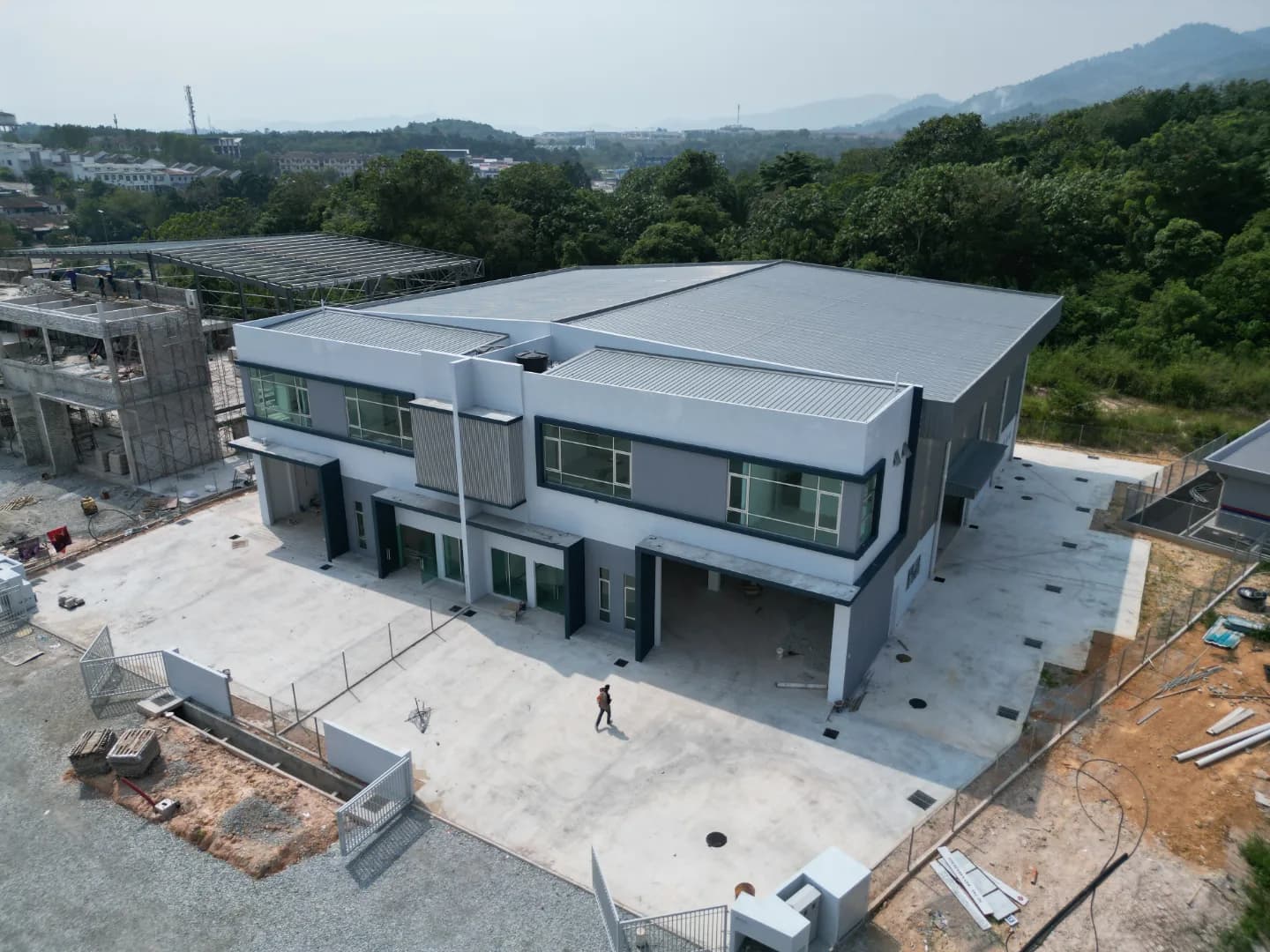 Warehouse for Sale in Nilai (Freehold, Near PLUS Highway, New Industrial Park) 1