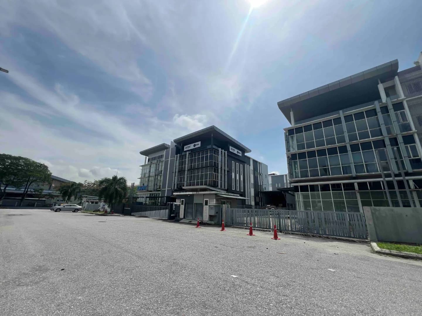 2½-Storey Semi-Detached Factory for Sale at Temasya 18, Glenmarie - 12