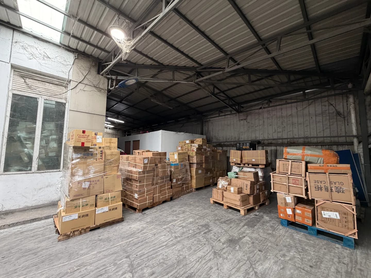 Semi-Detached Factory for Sale in Puchong (Tasik Perdana, Fully Extended, Near LDP) 1
