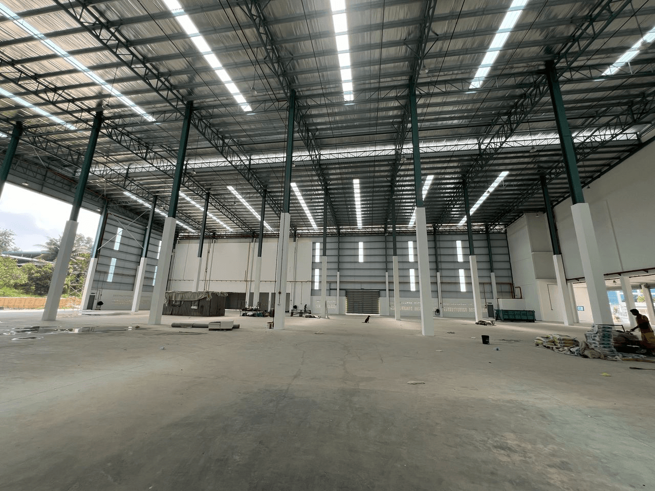 Warehouse for Rent in Balakong – 55,713 sqft Built-Up - 3