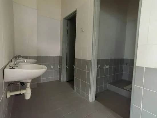 DETACHED FACTORY FOR RENT @ KINRARA INDUSTRIAL PARK š Taman Perindustrian Kinrara 5