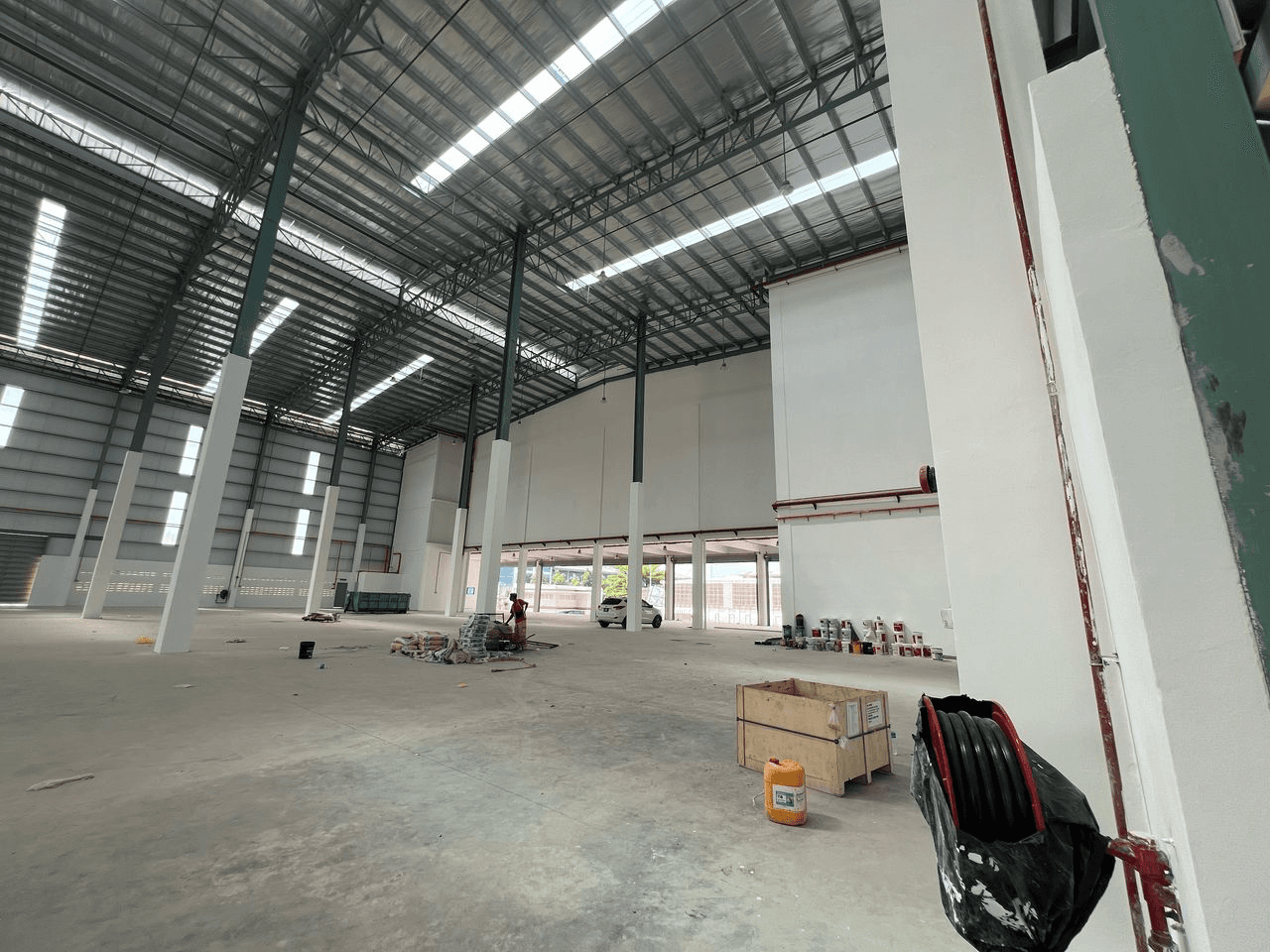 Warehouse for Rent in Balakong – 55,713 sqft Built-Up - 4