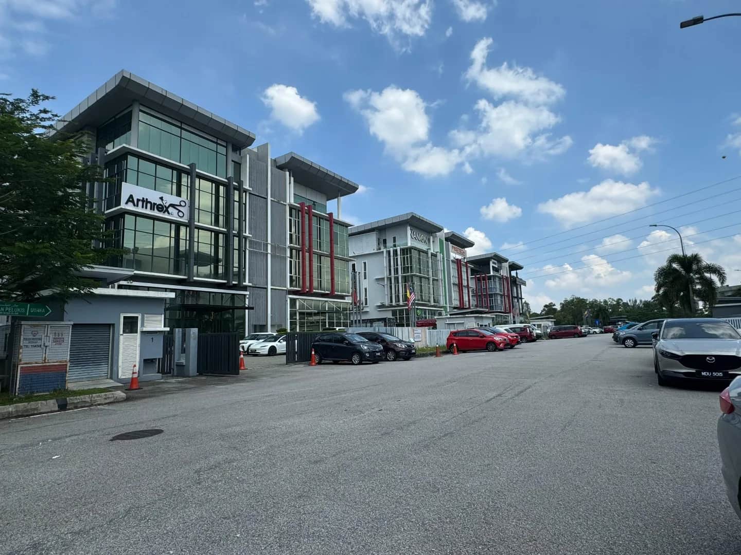 3 Storey Semi-D Factory For Sale @ Temasya , Glenmarie Shah Alam 2