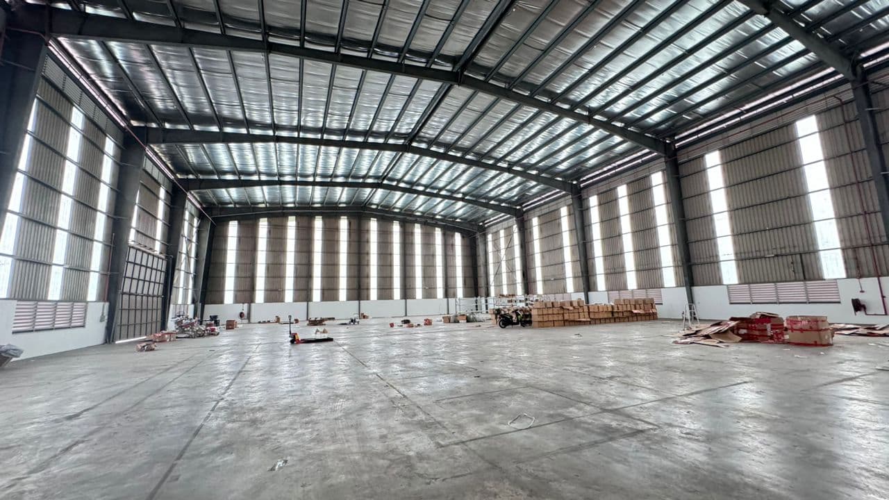 Detached Factory for Sale @ Taman Perindustrian Putra - 9