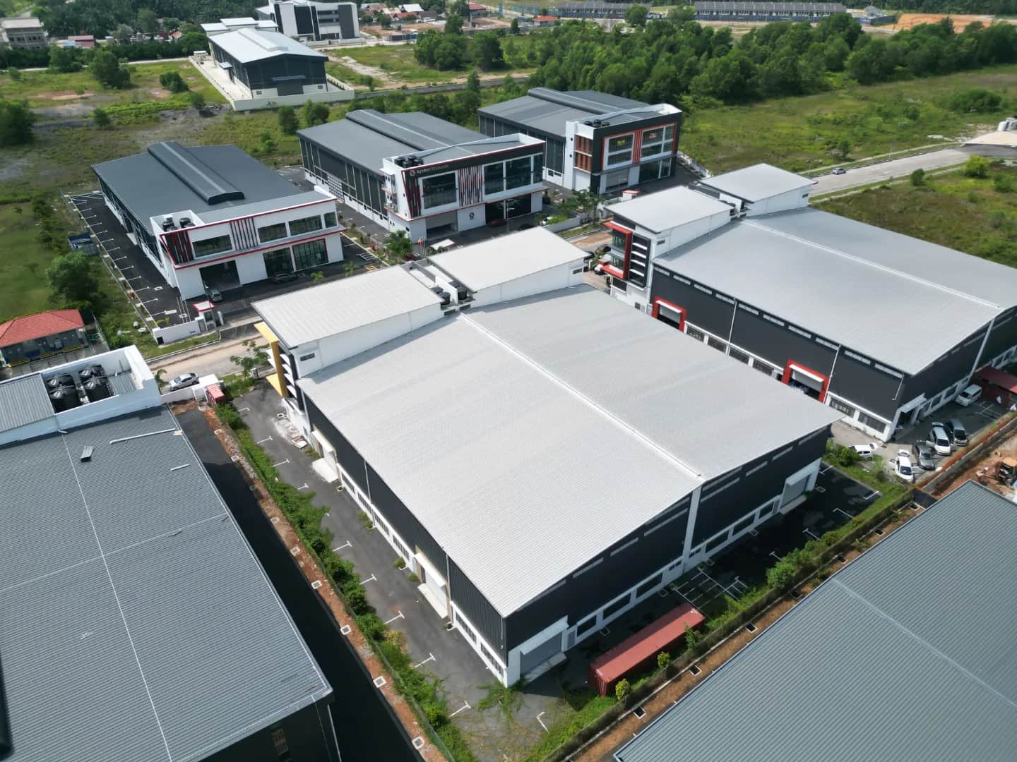 Semi-D Factory for Sale in Serenia City — Tenanted, Instant Return (Cipta 3, Freehold) 2