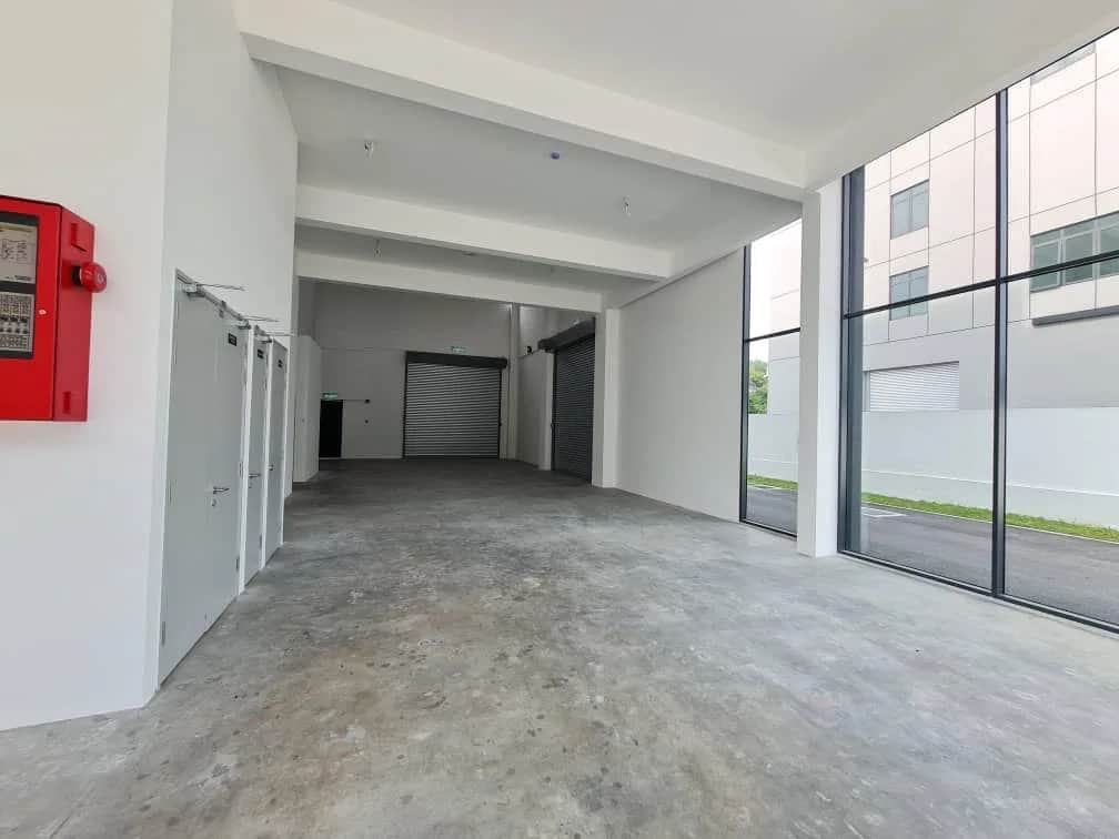 4.5 Storey Semi D Factory Corner For Rent @ Novus Business Park 5