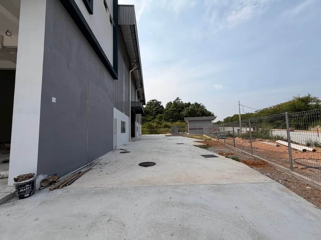 Warehouse for Sale in Nilai (Freehold, Near PLUS Highway, New Industrial Park) 6