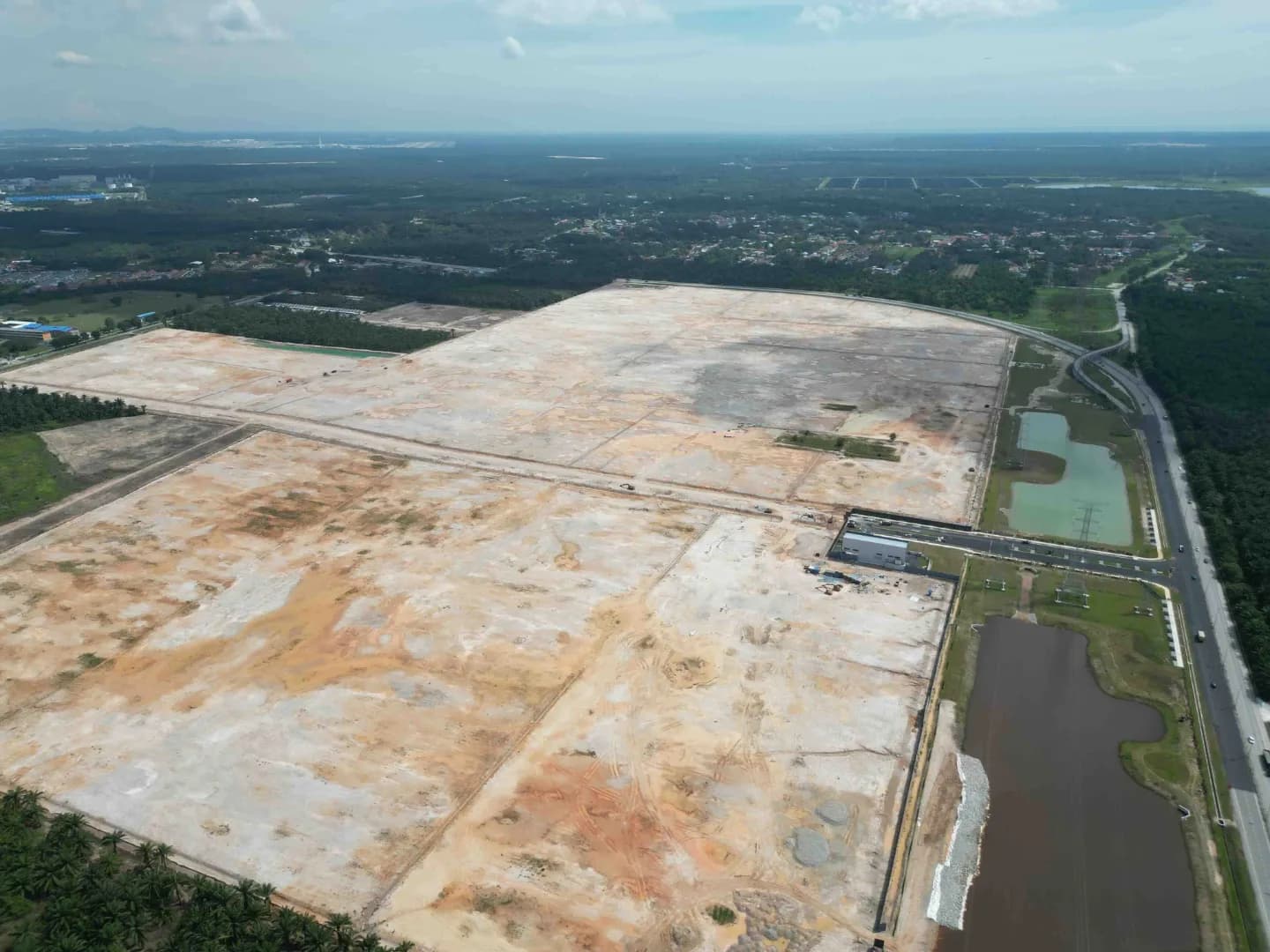 20-Acre Freehold Industrial Land for Sale — IOI Industrial Park, Banting - 1