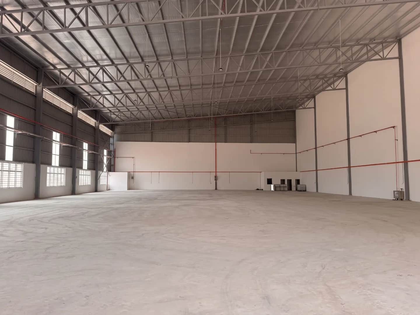 Semi-Detached Factory for Rent in Puchong (600A Power, Main Road, New Build) 1