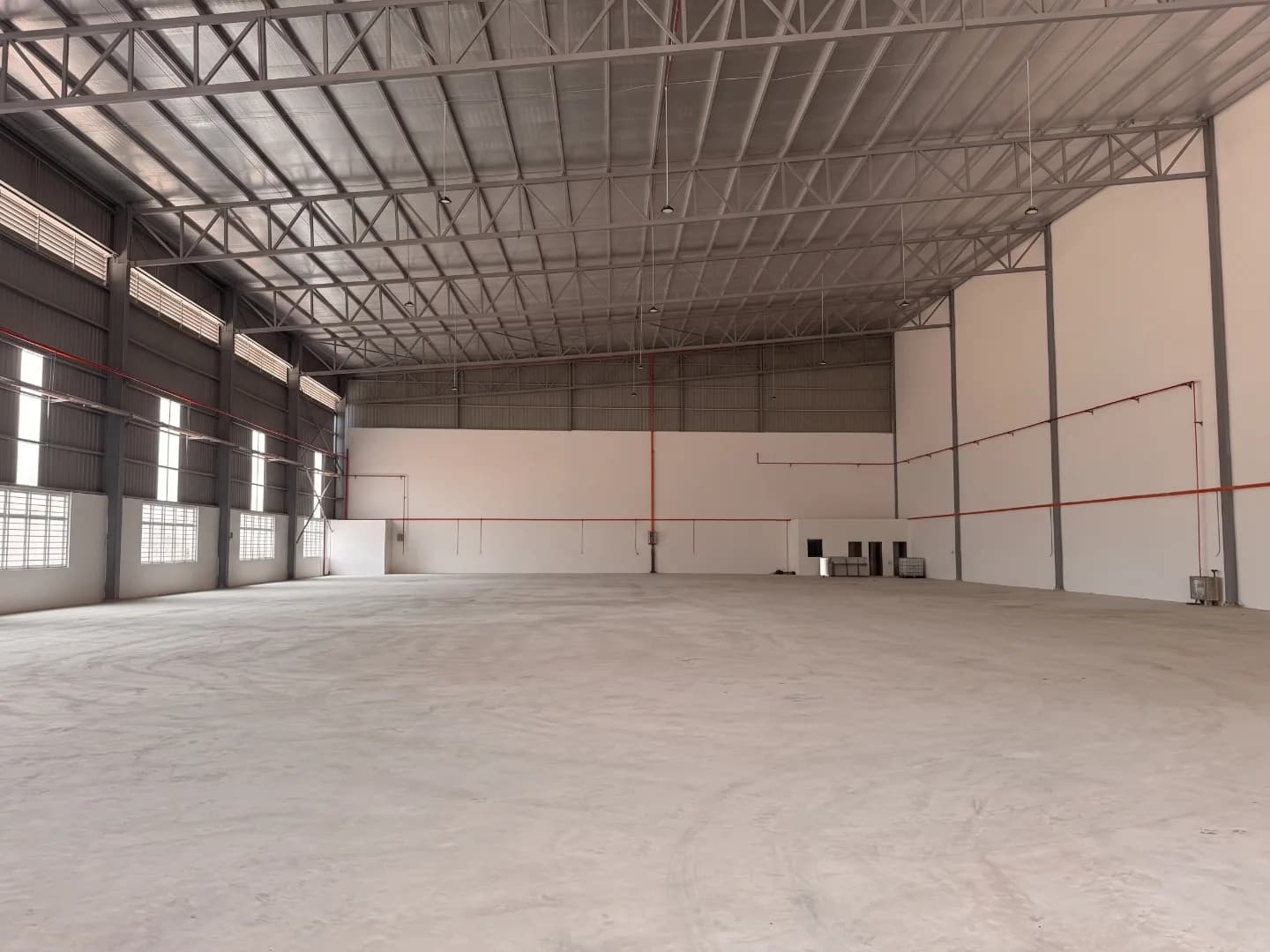 Semi-Detached Factory for Rent in Puchong (600A Power, Main Road, New Build) 1