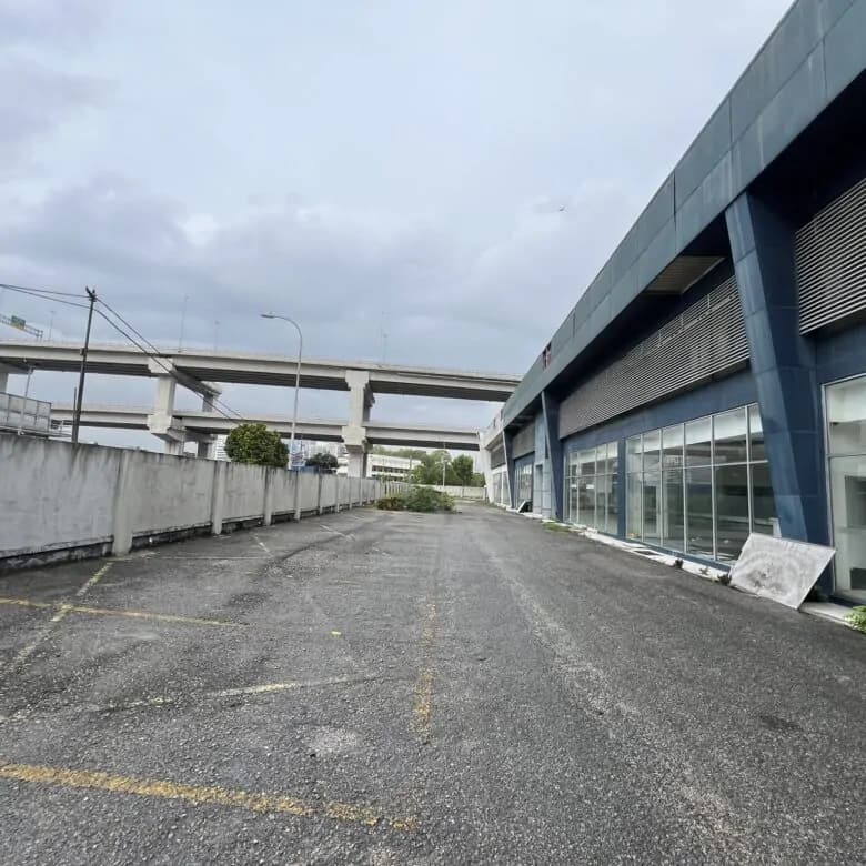 Warehouse / Showroom for Rent in Chan Sow Lin, Kuala Lumpur - 3