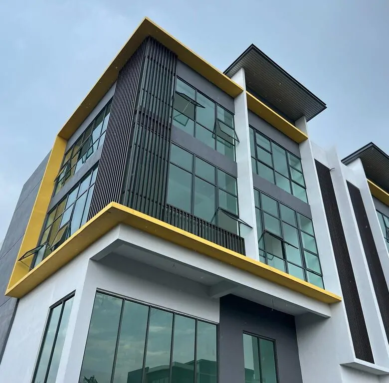 Semi-D Factory for Sale in Serenia City, Sepang (9,000 sqft) - 2