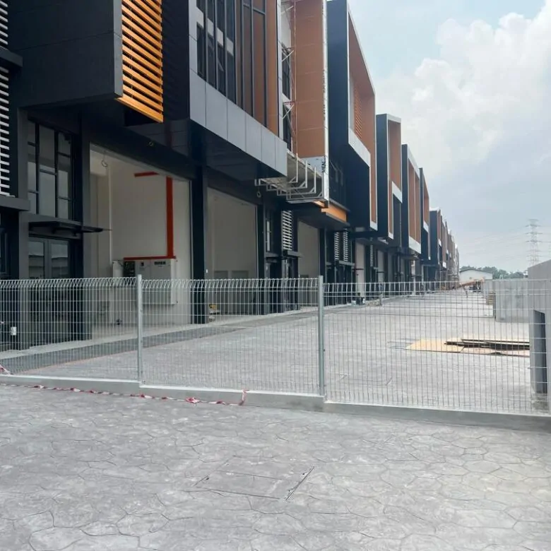 Terrace Factory for Rent in Esteem Business Park, Klang - 1