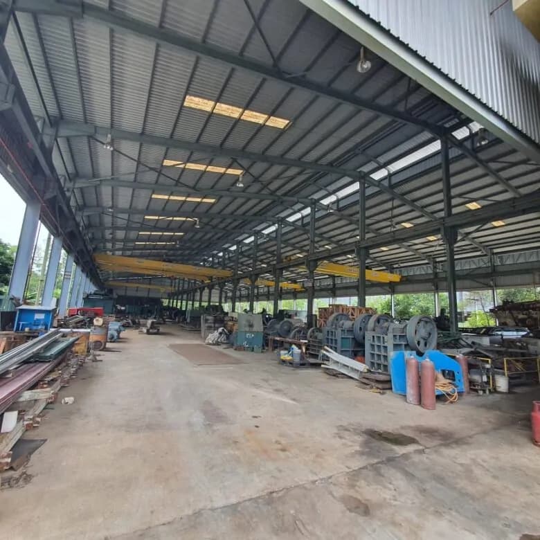 Detached Factory for Sale in Semenyih with Heavy-Duty Crane - 1