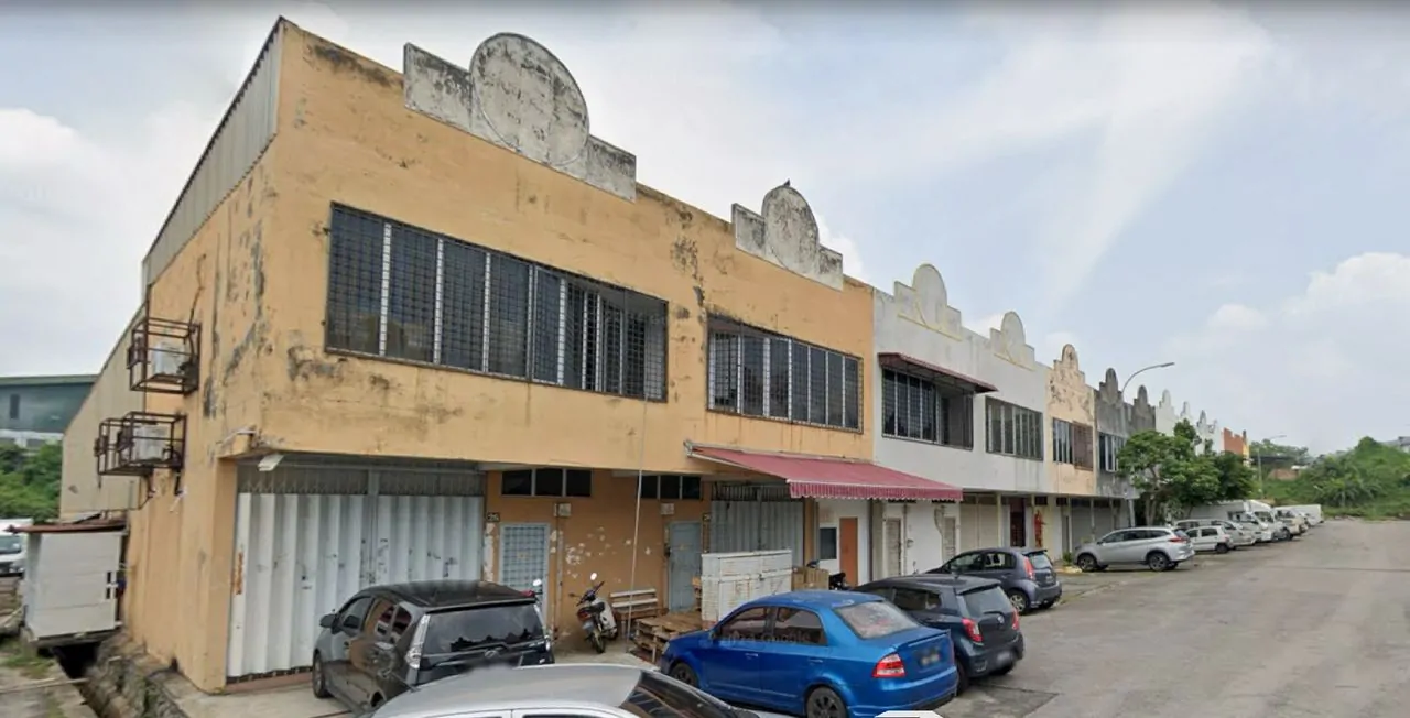 Terrace Factory for Sale in Taman Perindustrian Selesa Jaya, Cheras - 2
