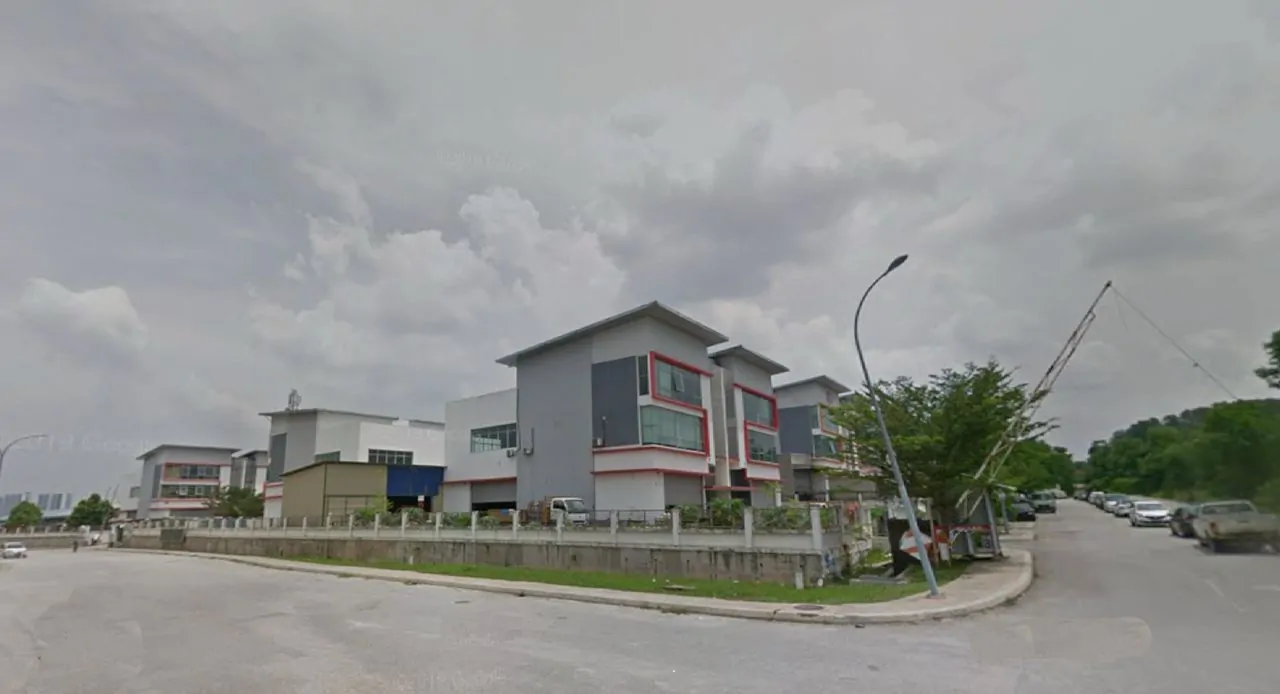 Semi-D Factory for Sale in Taman Balakong Jaya, Cheras Selangor - 5