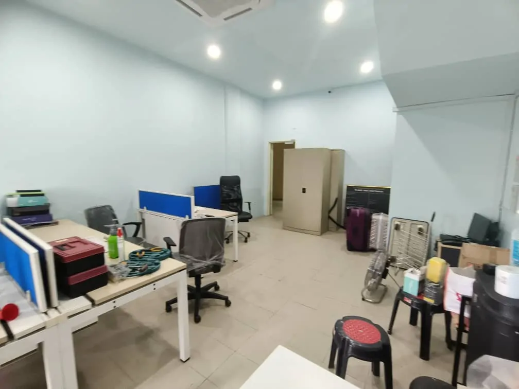 2.5 Storey Semi-D Factory for Sale in Beranang, Selangor - 6