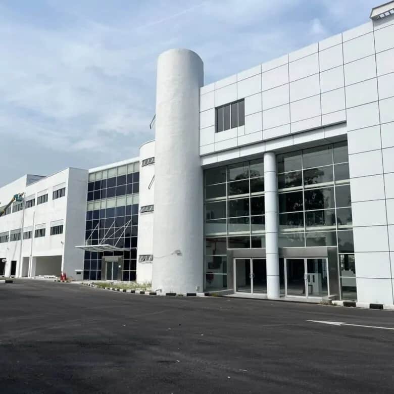Car Showroom for Rent in Glenmarie, Shah Alam (110,352 sqft) - 3